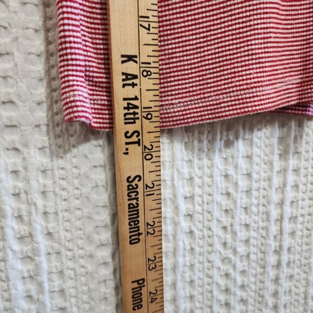 Brandy Melville Red and White Striped Cropped Stretchy Baby Tee One Size Fit All - Picture 12 of 12